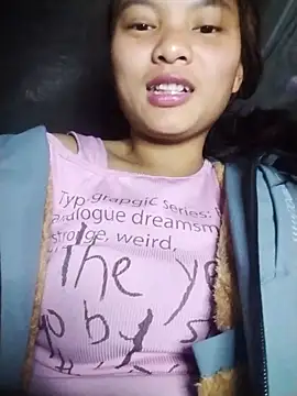 Snapshot of Ye_n chatting on November 18, 2025, 5:16 pm Ye n online show from November 18, 2025, 5:16 pm