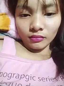 Snapshot of Ye_n chatting on November 20, 2025, 2:45 am Ye n online show from November 20, 2025, 2:45 am