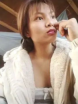 Snapshot of Ye_n chatting on November 25, 2025, 1:06 am Ye n online show from November 25, 2025, 1:06 am