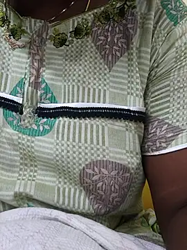 Snapshot of hyd_couple7878 chatting on November 25, 2025, 1:22 pm hyd couple7878 online show from November 25, 2025, 1:22 pm