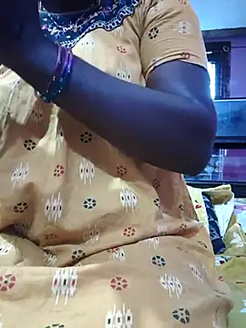 Snapshot of hyd_couple7878 chatting on November 19, 2025, 3:28 am hyd couple7878 online show from November 19, 2025, 3:28 am