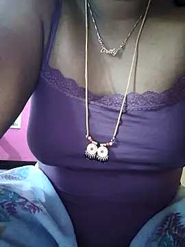 Snapshot of hyd_couple7878 chatting on November 17, 2025, 10:08 am hyd couple7878 online show from November 17, 2025, 10:08 am