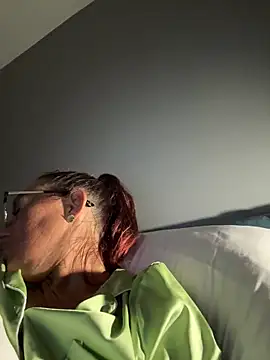 Angel-LinaX online show from February 9, 2026, 10:19 pm