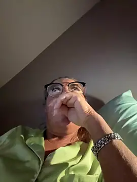 Angel-LinaX online show from February 9, 2026, 12:19 am