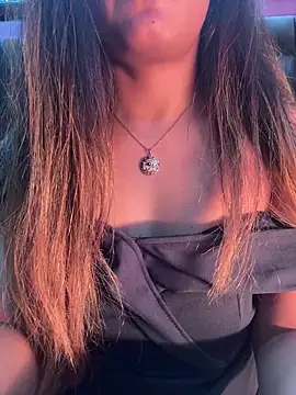 Angel-pune001 online show from December 23, 2025, 7:29 am