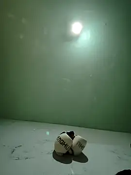 Yerackhip online show from May 5, 2026, 1:08 am