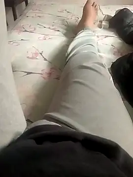 Yerackhip online show from April 19, 2026, 7:05 pm