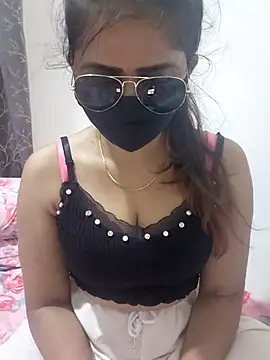 Snapshot of Aarti909090 chatting on June 25, 2026, 6:02 pm Aarti909090 online show from June 25, 2026, 6:02 pm