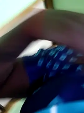 tam-queen1 online show from November 9, 2025, 5:39 pm