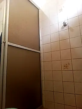 Snapshot of Keti_marques84 chatting on February 6, 2026, 1:29 pm Keti marques84 online show from February 6, 2026, 1:29 pm