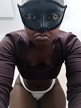 SweetSavage18 online show from February 4, 2026, 7:31 pm