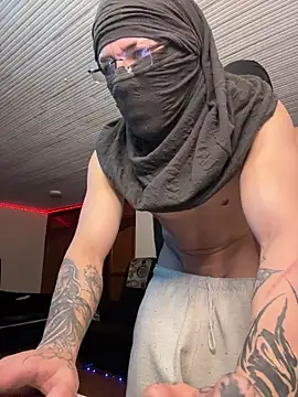 Snapshot of kenshintr chatting on November 6, 2025, 5:44 am kenshintr online show from November 6, 2025, 5:44 am