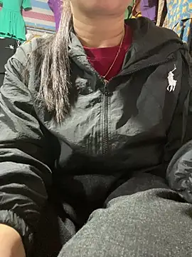 Snapshot of Plink68 chatting on February 27, 2026, 3:51 am Plink68 online show from February 27, 2026, 3:51 am