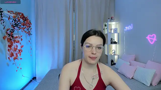 Karina Kellyy online show from November 8, 2025, 1:53 am