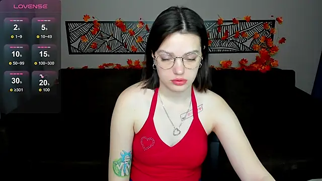 Snapshot of Karina_Kellyy chatting on November 4, 2025, 1:42 am Karina Kellyy online show from November 4, 2025, 1:42 am