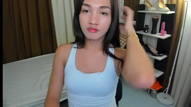 PetiteAsianTrisha online show from January 11, 2026, 4:36 pm