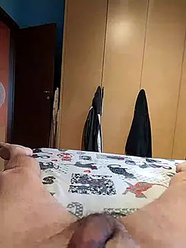 Snapshot of Cini75 chatting on December 4, 2025, 9:30 am Cini75 online show from December 4, 2025, 9:30 am