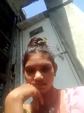 Snapshot of Jooli_cuty chatting on November 8, 2025, 6:28 am Jooli cuty online show from November 8, 2025, 6:28 am