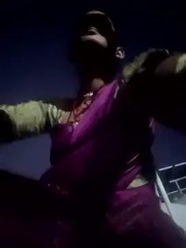 Snapshot of Jooli_cuty chatting on December 4, 2025, 12:59 pm Jooli cuty online show from December 4, 2025, 12:59 pm