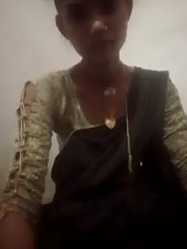 Snapshot of Jooli_cuty chatting on December 15, 2025, 10:43 am Jooli cuty online show from December 15, 2025, 10:43 am