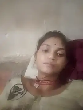 Snapshot of Jooli_cuty chatting on November 16, 2025, 6:34 pm Jooli cuty online show from November 16, 2025, 6:34 pm