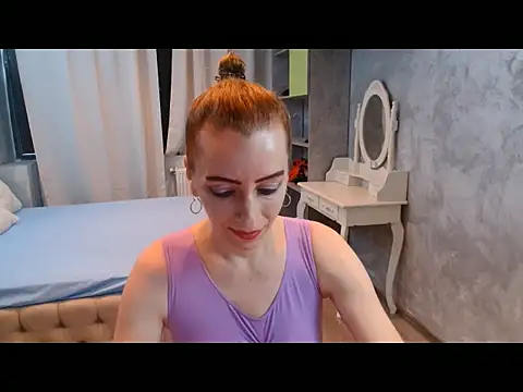 AnneDevrim online show from November 6, 2025, 7:01 am