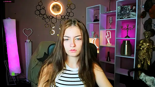 baby hotte online show from November 25, 2025, 6:47 am