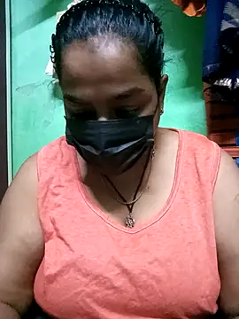 Snapshot of Madhumitha99 chatting on November 4, 2025, 6:01 pm Madhumitha99 online show from November 4, 2025, 6:01 pm