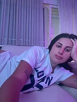 jojoa23 online show from April 15, 2026, 1:59 pm