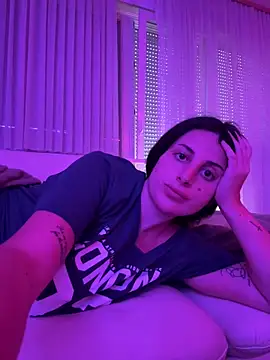 jojoa23 online show from April 22, 2026, 1:51 pm