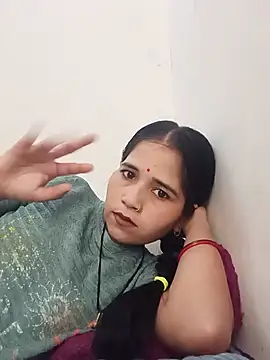 Snapshot of Sanjna_babby chatting on June 1, 2026, 7:08 am Sanjna babby online show from June 1, 2026, 7:08 am