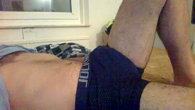 Camiin20 online show from February 4, 2026, 1:33 am