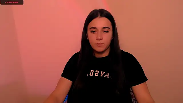 AlinaDoll  online show from December 2, 2025, 7:43 am