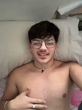 Snapshot of Lxx001@xh chatting on November 9, 2025, 1:59 pm Lxx001xh online show from November 9, 2025, 1:59 pm