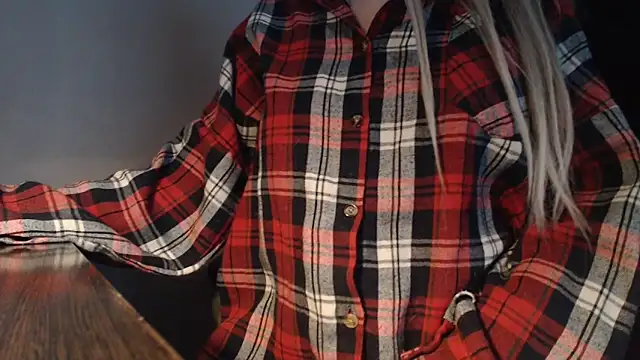 charm  me online show from April 23, 2026, 1:13 pm