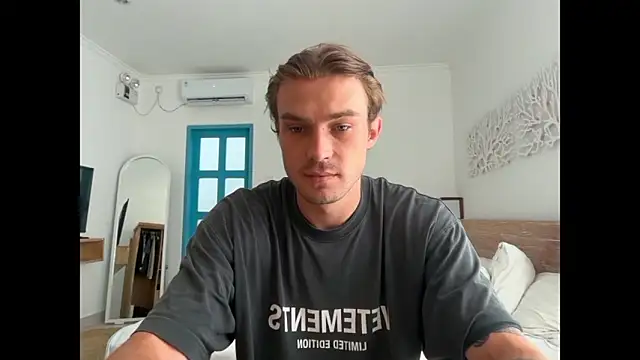 DanteRay online show from April 27, 2026, 5:16 am