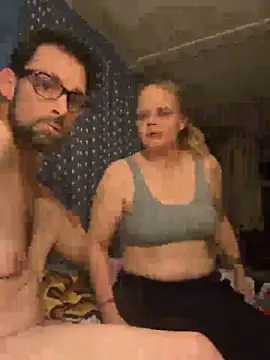 biggdaddyandqueenn online show from November 28, 2025, 1:39 am