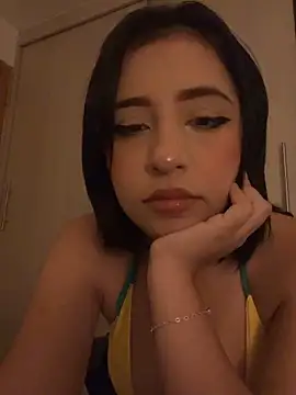 Snapshot of lulu200597 chatting on November 14, 2025, 3:48 pm lulu200597 online show from November 14, 2025, 3:48 pm