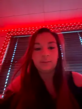 Snapshot of thickfarmtwat chatting on November 17, 2025, 9:19 pm thickfarmtwat online show from November 17, 2025, 9:19 pm