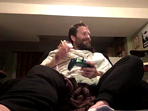 Snapshot of RockHammercock chatting on December 5, 2025, 6:34 am RockHammercock online show from December 5, 2025, 6:34 am