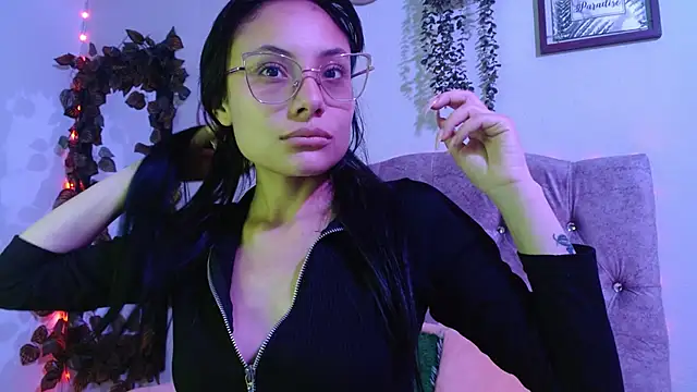 Snapshot of valkiry_ chatting on February 26, 2026, 9:15 pm valkiry online show from February 26, 2026, 9:15 pm