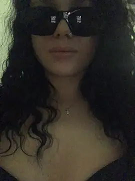 parysmaya5 online show from April 22, 2026, 8:26 pm