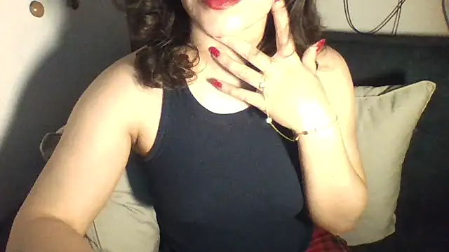 PLAYMATE6373 online show from November 21, 2025, 5:01 pm