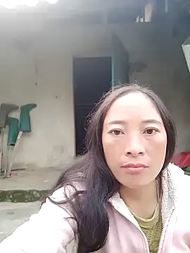 oanh-oanhbay online show from December 19, 2025, 12:14 am