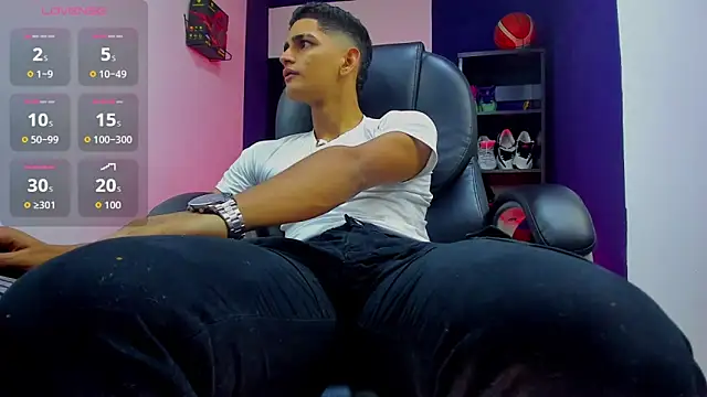 Alex king27 online show from February 7, 2026, 1:57 am