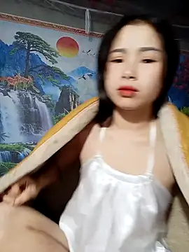 Na-na1234 online show from November 4, 2025, 11:30 pm