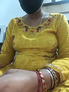 Snapshot of collagesonam chatting on February 25, 2026, 5:40 am collagesonam online show from February 25, 2026, 5:40 am