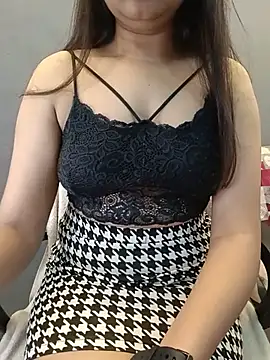 Snapshot of Nikkify chatting on July 1, 2026, 5:02 pm Nikkify online show from July 1, 2026, 5:02 pm