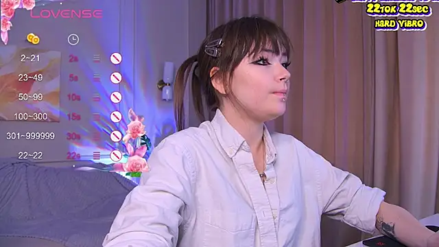 Lissssssa online show from November 30, 2025, 9:10 am