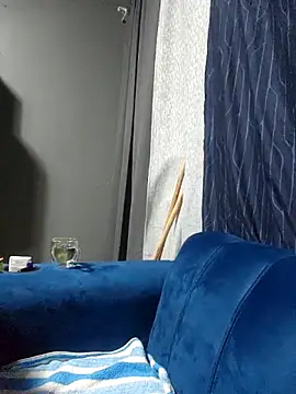 Snapshot of Mommy_Sienna chatting on June 10, 2026, 4:19 pm Mommy Sienna online show from June 10, 2026, 4:19 pm